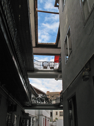 Sibiu – passerelles au-dessus des cours intérieures.