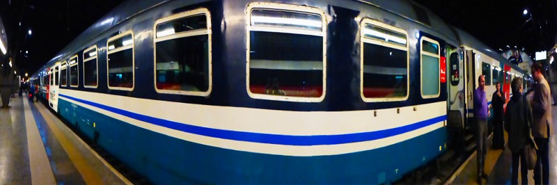 YPH-2014-03-08-train-bleu-w