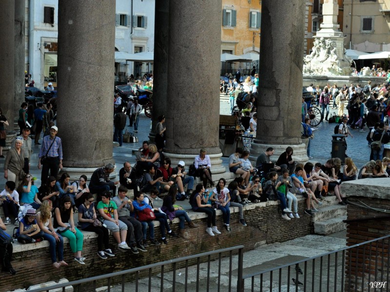 YPH-2014-04-07-place-du-Panthéon-w