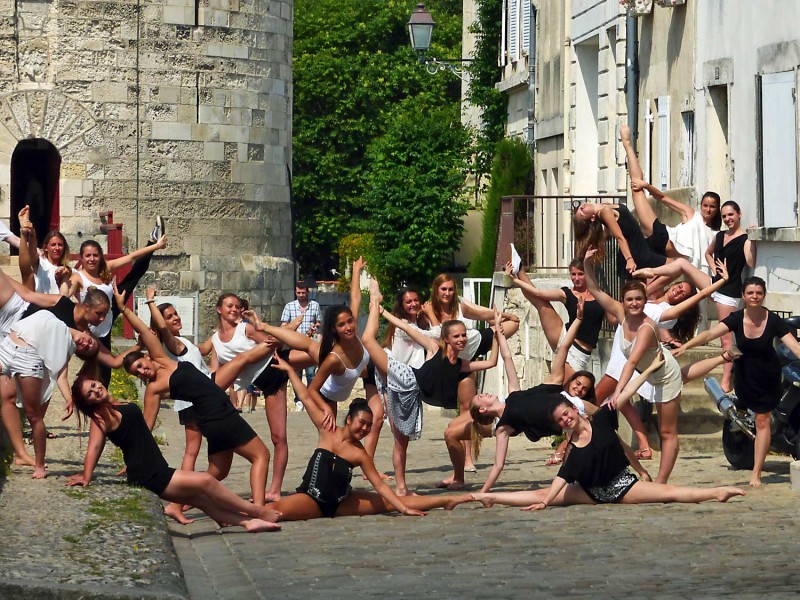 YPH-2014-06-16-danseuses-w